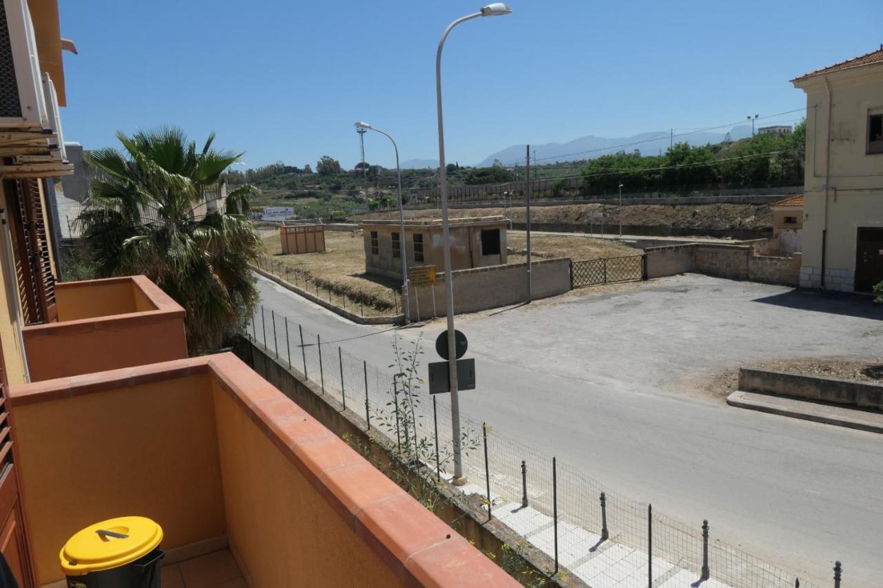 Casa Vacanza Accetta Trappeto  Kültér fotó